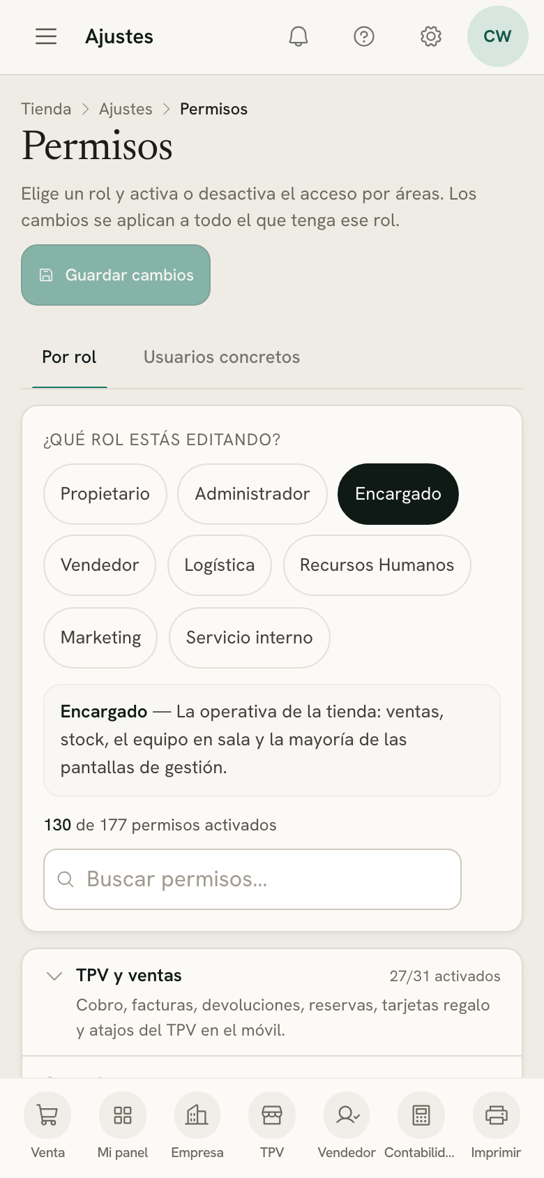 Ajustes → Permisos en un móvil: elige un rol y activa o desactiva cada permiso