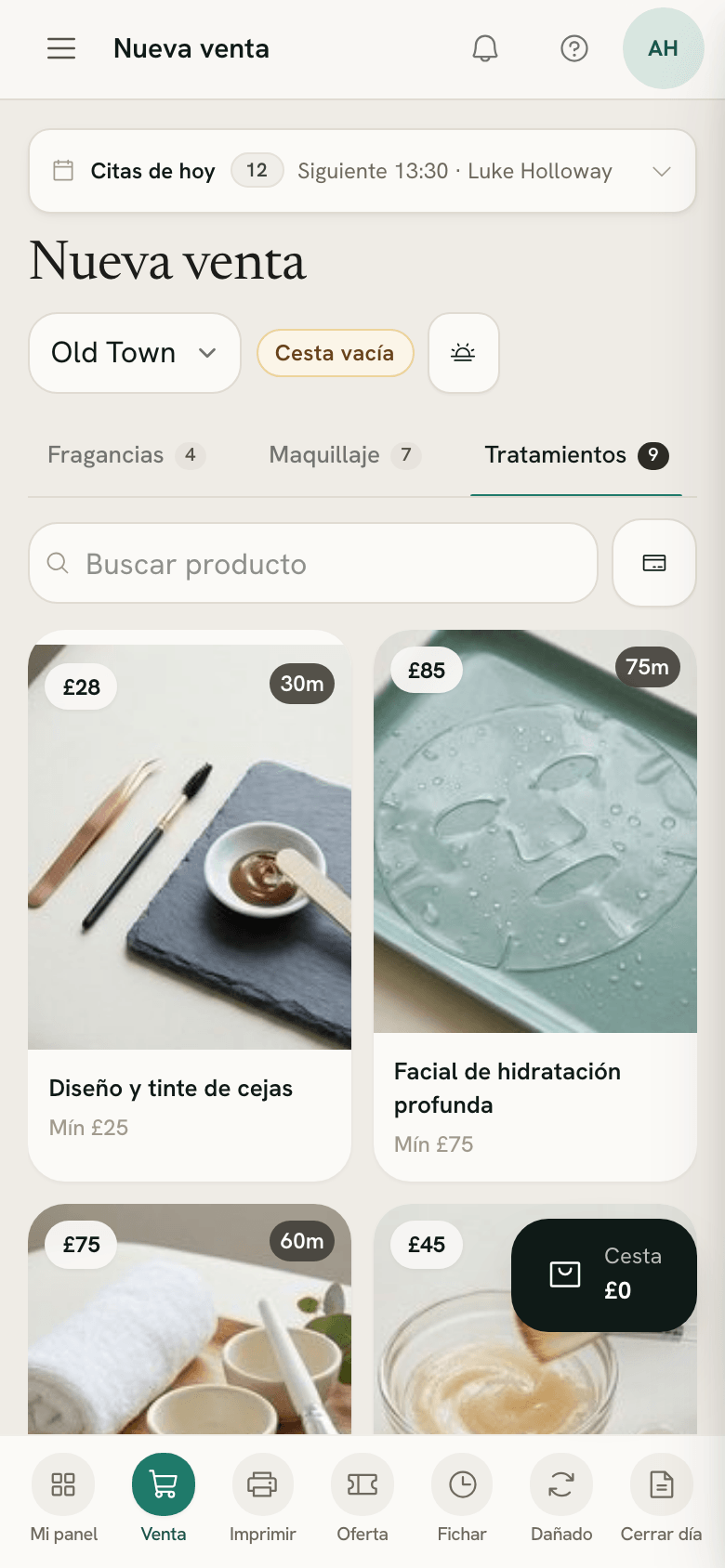 La pestaña de tratamientos del TPV en un móvil, cada tarjeta con la duración del tratamiento